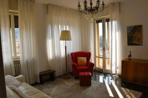 Casa Leopardi - Holiday Apartment in Garda Garda